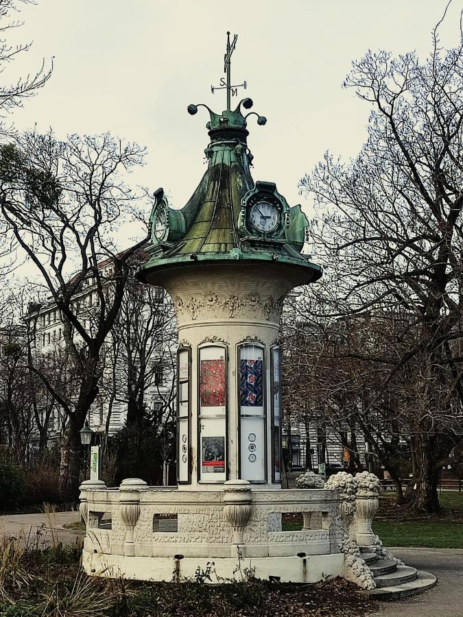 Central Mariahilfer Apartment 5 Min To The Schoenbrunn Palace And City Shopping Center Vienna Exterior photo