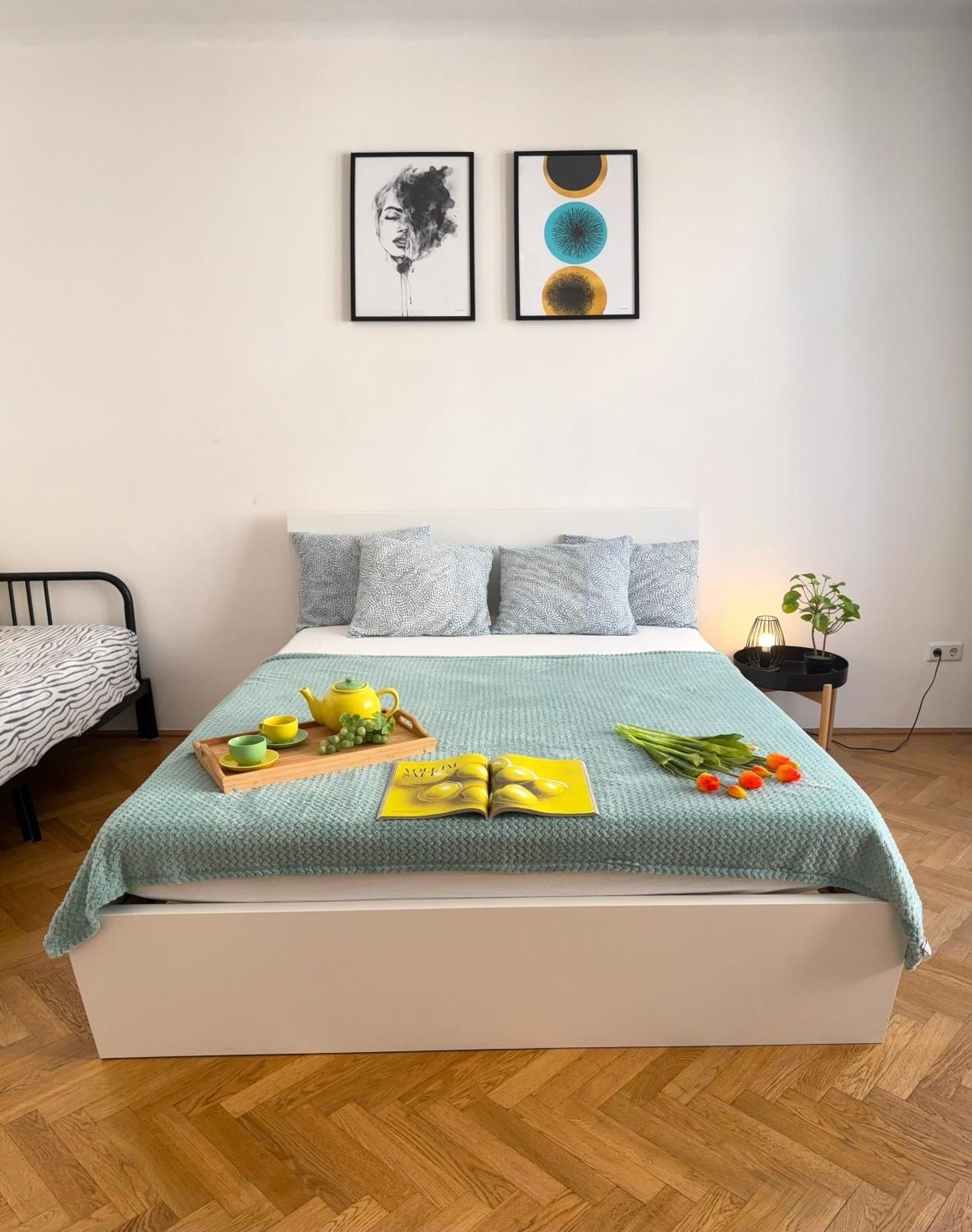 Central Mariahilfer Apartment 5 Min To The Schoenbrunn Palace And City Shopping Center Vienna Exterior photo