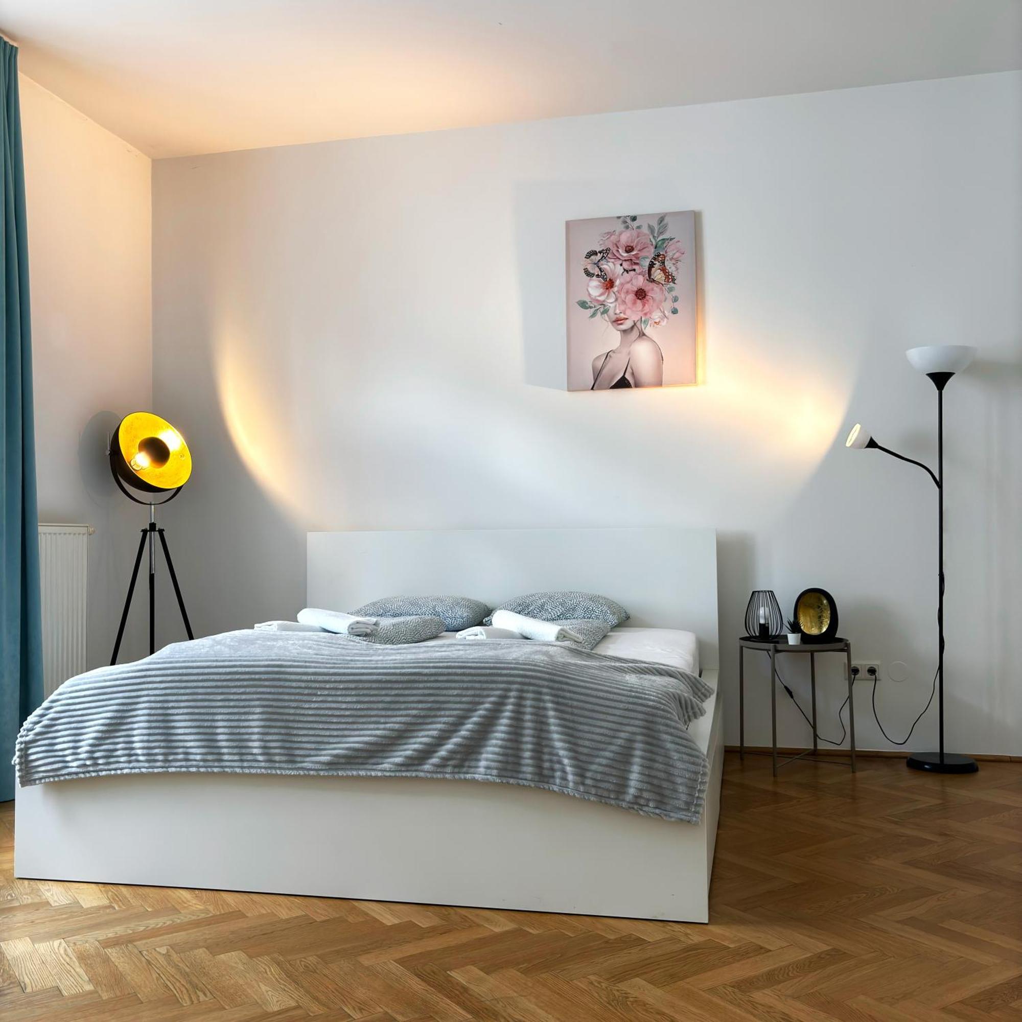 Central Mariahilfer Apartment 5 Min To The Schoenbrunn Palace And City Shopping Center Vienna Exterior photo
