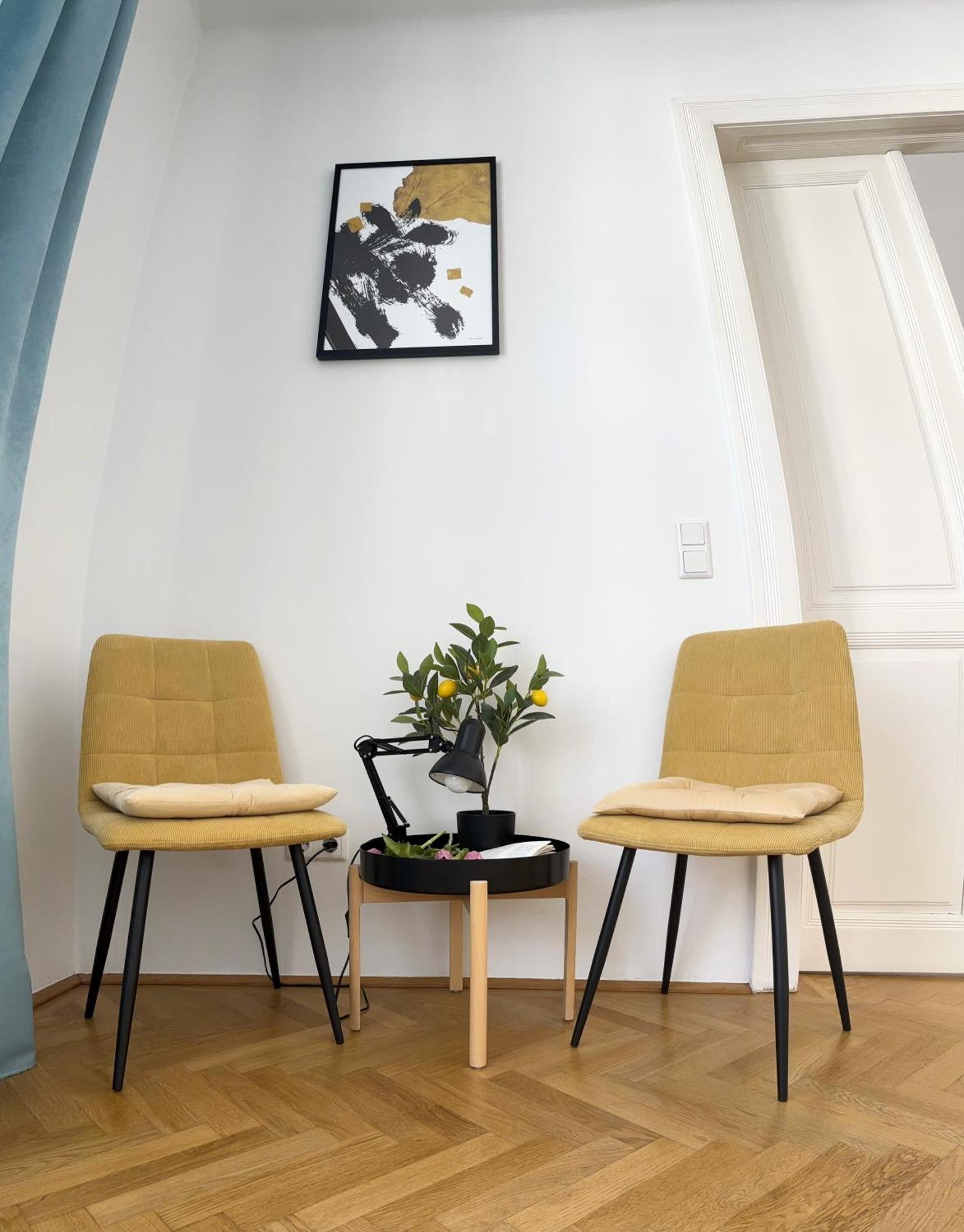 Central Mariahilfer Apartment 5 Min To The Schoenbrunn Palace And City Shopping Center Vienna Exterior photo